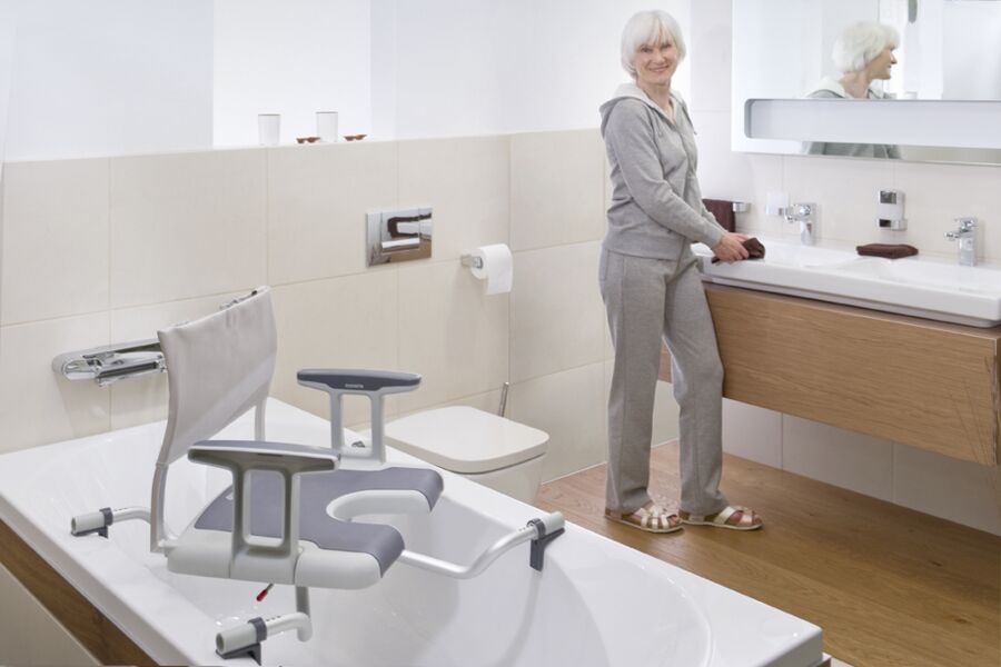 Duschhocker / Badewannensitz - (C) Invacare